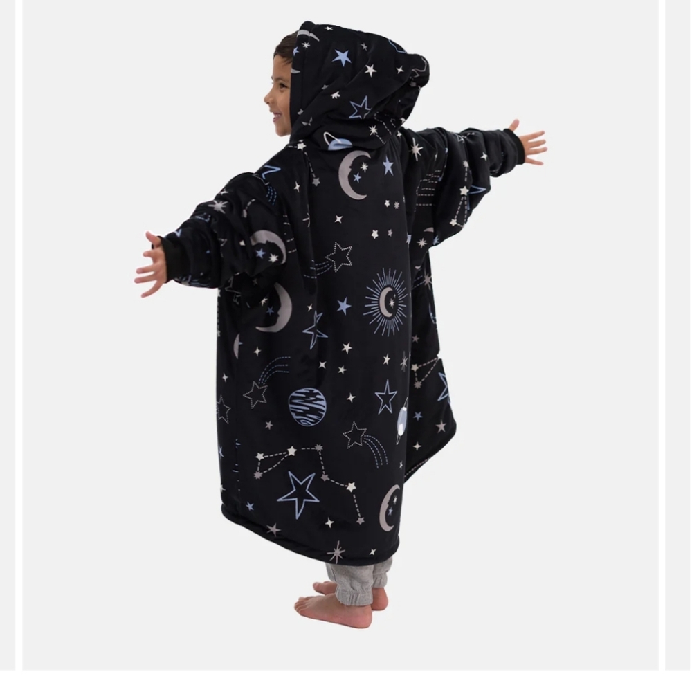 Comfy USA Kids Black and Blue Hoodie - Picture 3 of 5
